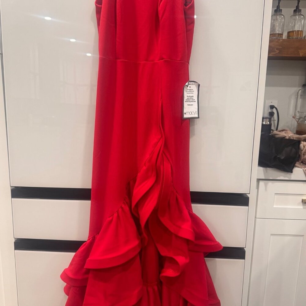 Betsy & Adam Red Halter High-Low Gown With Ruffle Detail Size 12 Made In USA - Picture 4 of 9